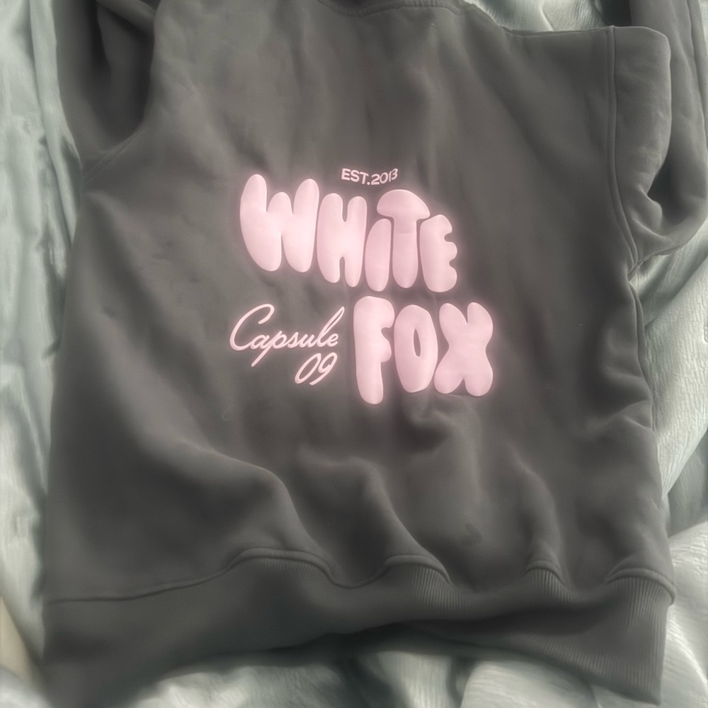Grey and pink white fox sweatshirt